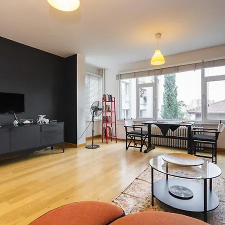 Stylish House In Gayrettepe Appartamento